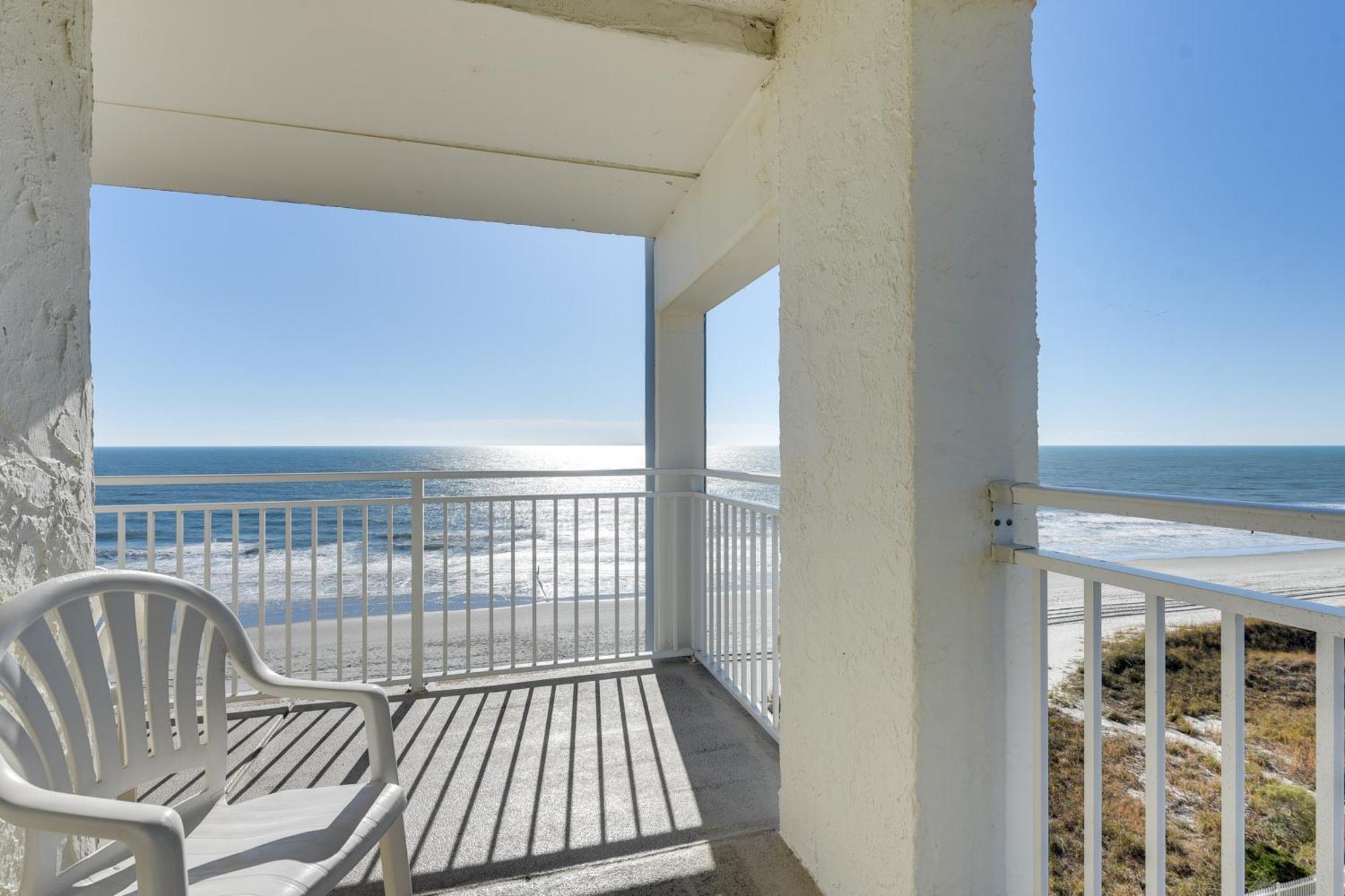 Oceanfront North Myrtle Beach Condo With Indoor Pool 외부 사진