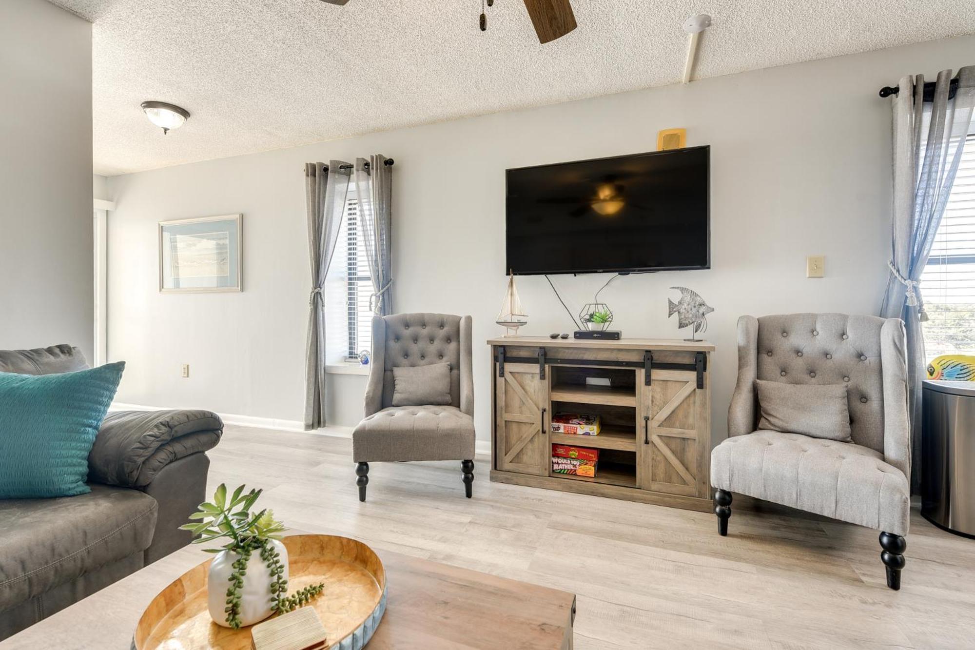 Oceanfront North Myrtle Beach Condo With Indoor Pool 외부 사진